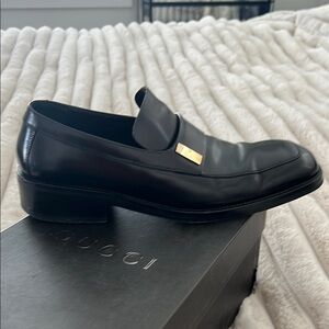 Gucci Men's Black Leather Loafers